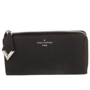 LOUIS VUITTON Black Veau Cachemire Leather Comete Wallet